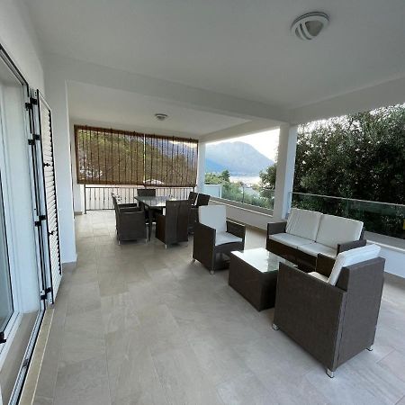 Tole Villa Podaca Exterior photo